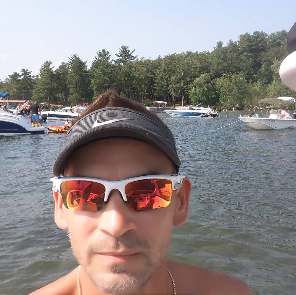 Meet your Posher, Dennis